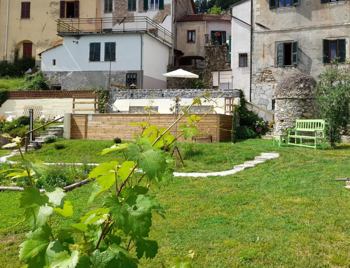 Monti Guesthouse Monti di Licciana Nardi Exterior foto